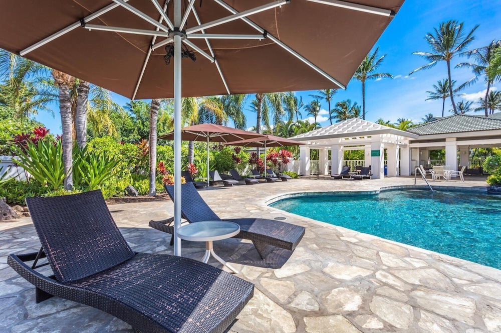 Gorgeous Hawaii Unit Sleeps 6! Access to Fitness and Tennis - Vrkcv