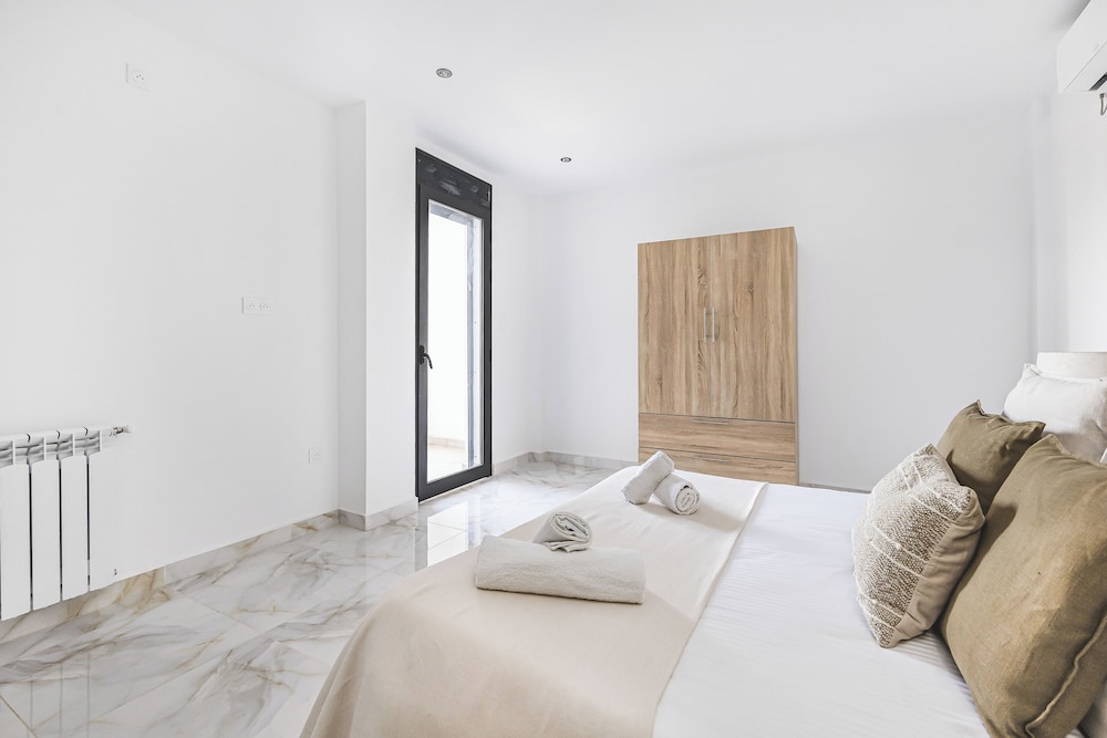 Appartement de 3 pieces a Birkhadem