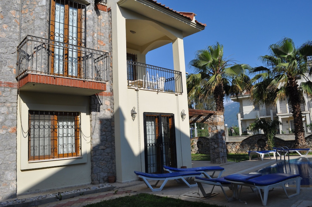 Villa Phoenix