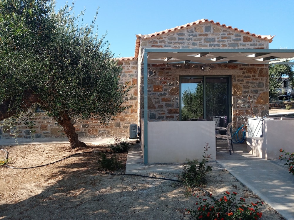 Afentiko Pigadi
