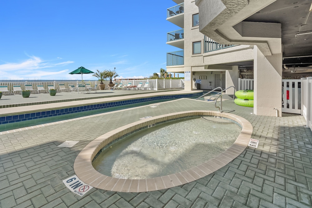 Ocean Bay Club 909 by RedAwning