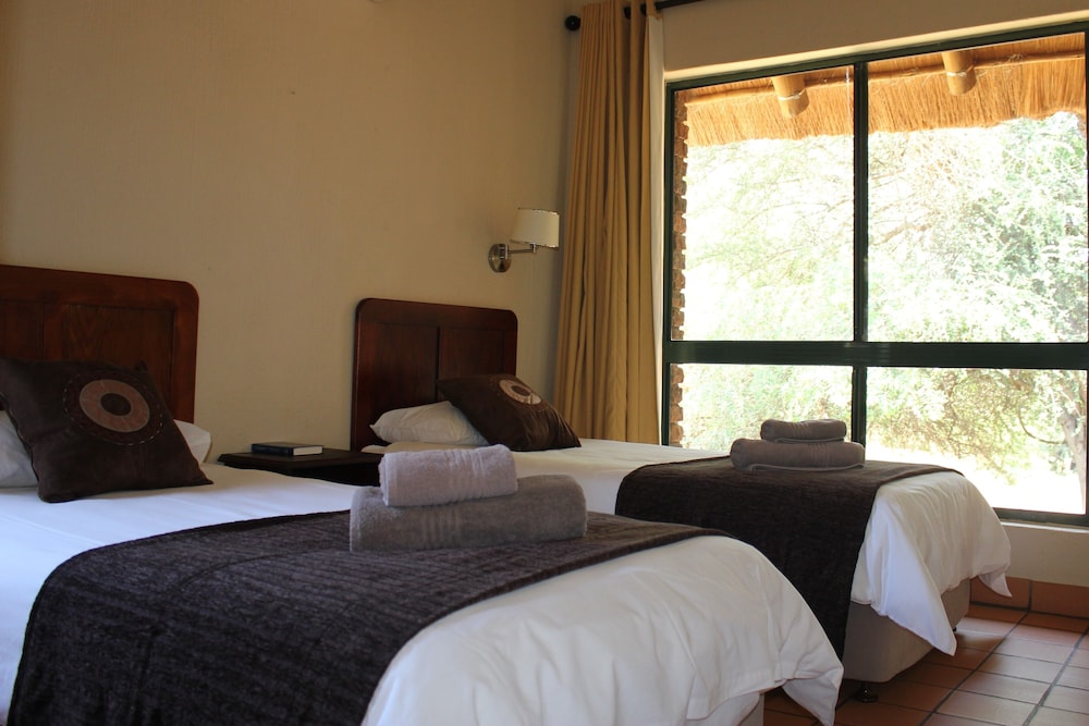 Ekuthuleni River Front Chalets view 3