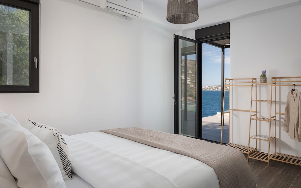 Villa Iris Aegina