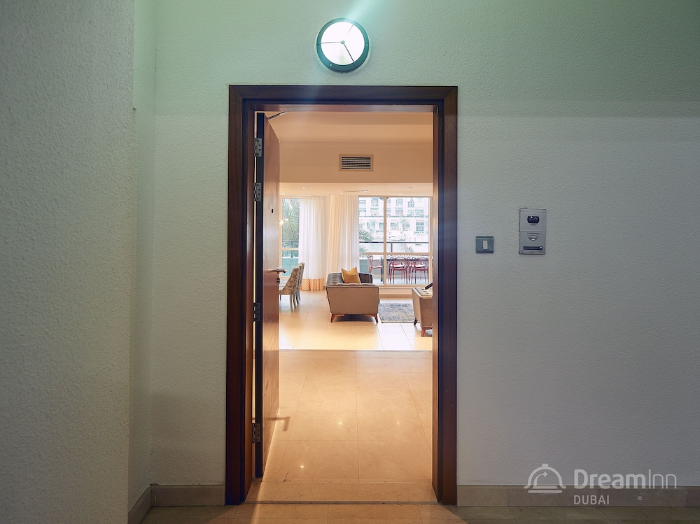 Dream Inn Dubai Duplex Marina Quays