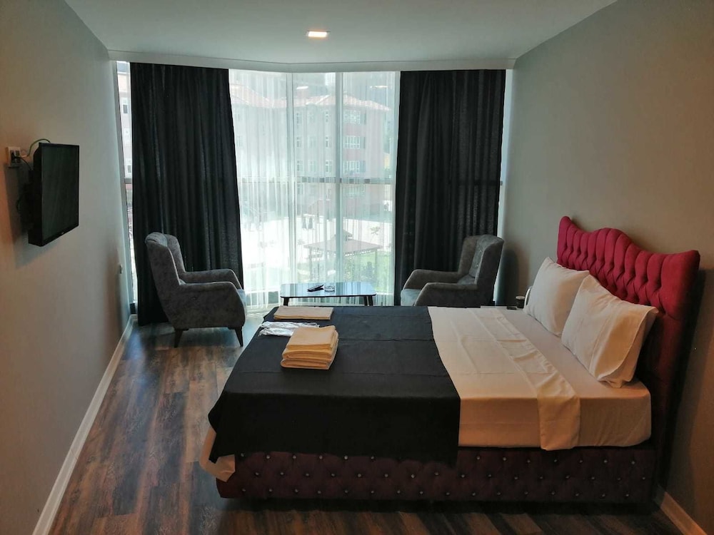 Plus Park Suit & Otel - Image 5