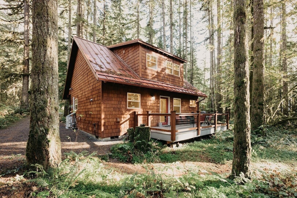 12gs - Bbq - Wifi - Dishwasher - Sleeps 4 2 Bedroom Home by RedAwning
