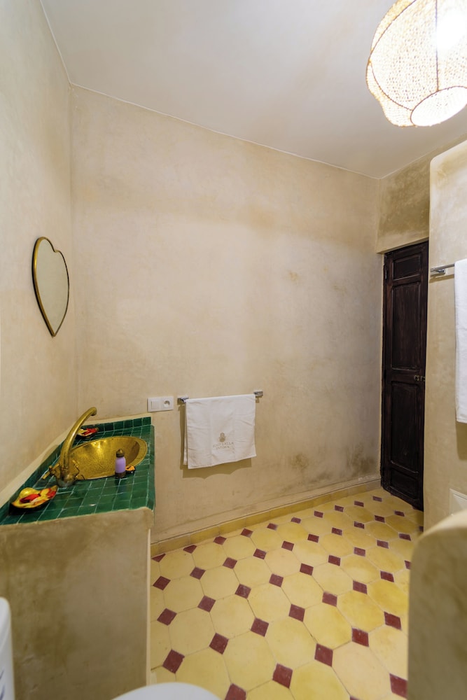 Riad Lalla Fatima