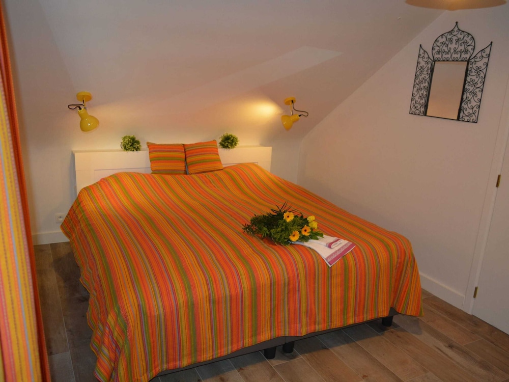 Villa in Belgium With Private Pool & Garden view 2