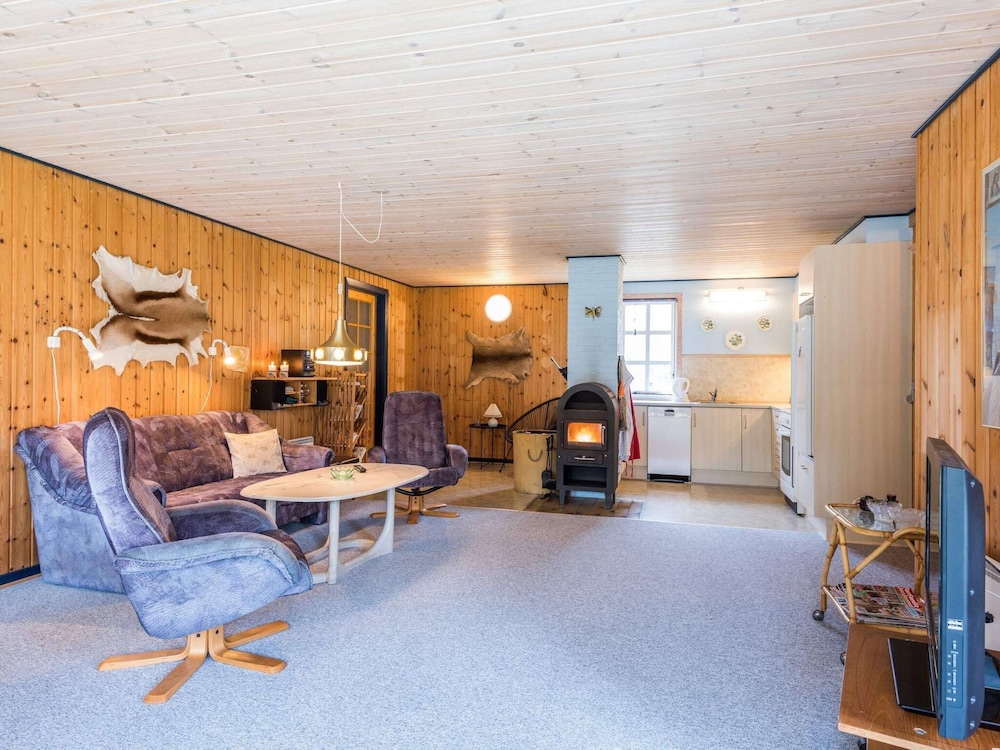 6 Person Holiday Home in Norre Nebel-by Traum view 4