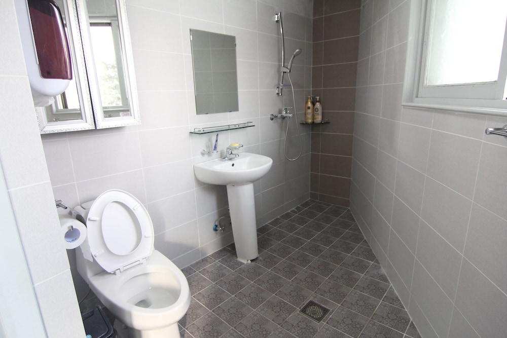 Empathy Guesthouse - Hostel