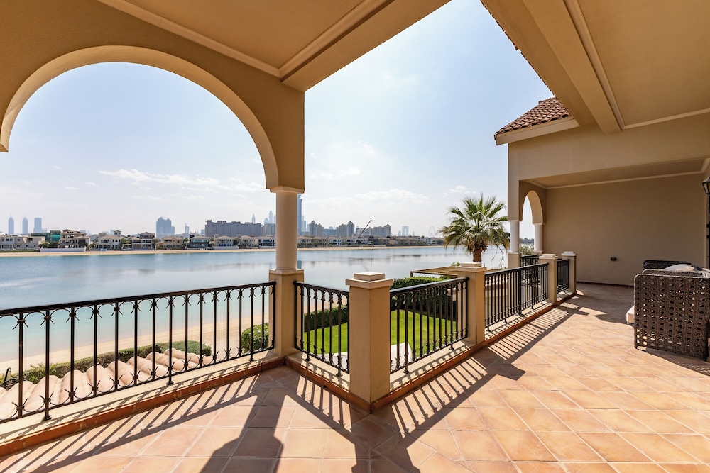 Signature Palm Villas - Mint Stay