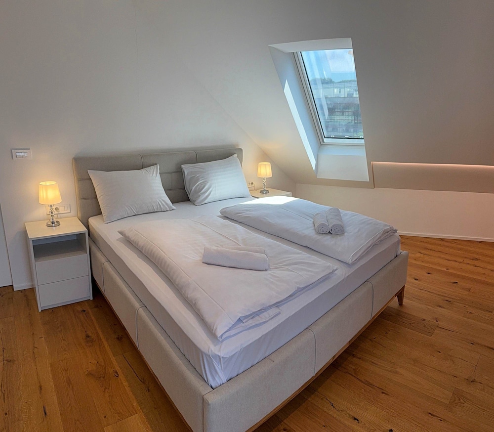 Crown Residence Luxury 2BR in Ljubljana Downtown
