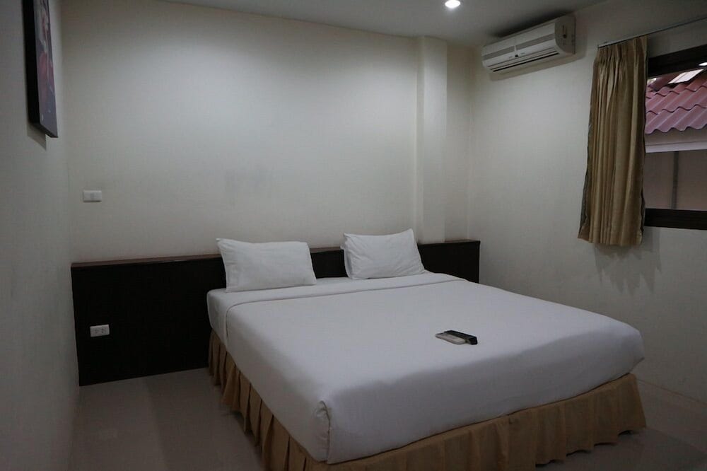 Baan Saensook Villas
