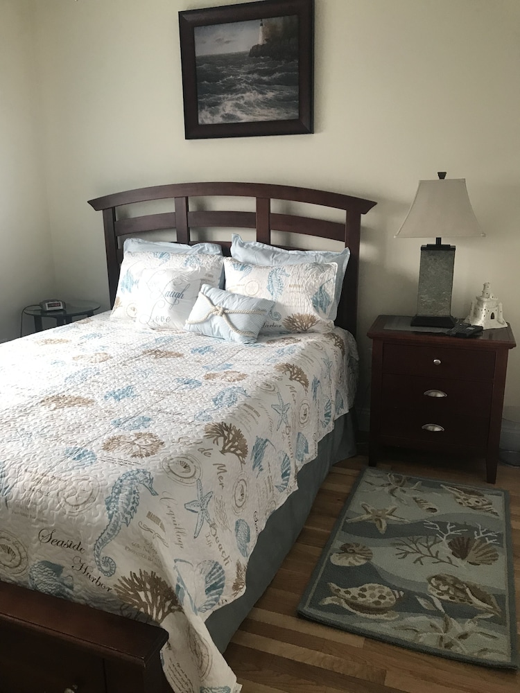 Sea Spray Condo - Property Image 16