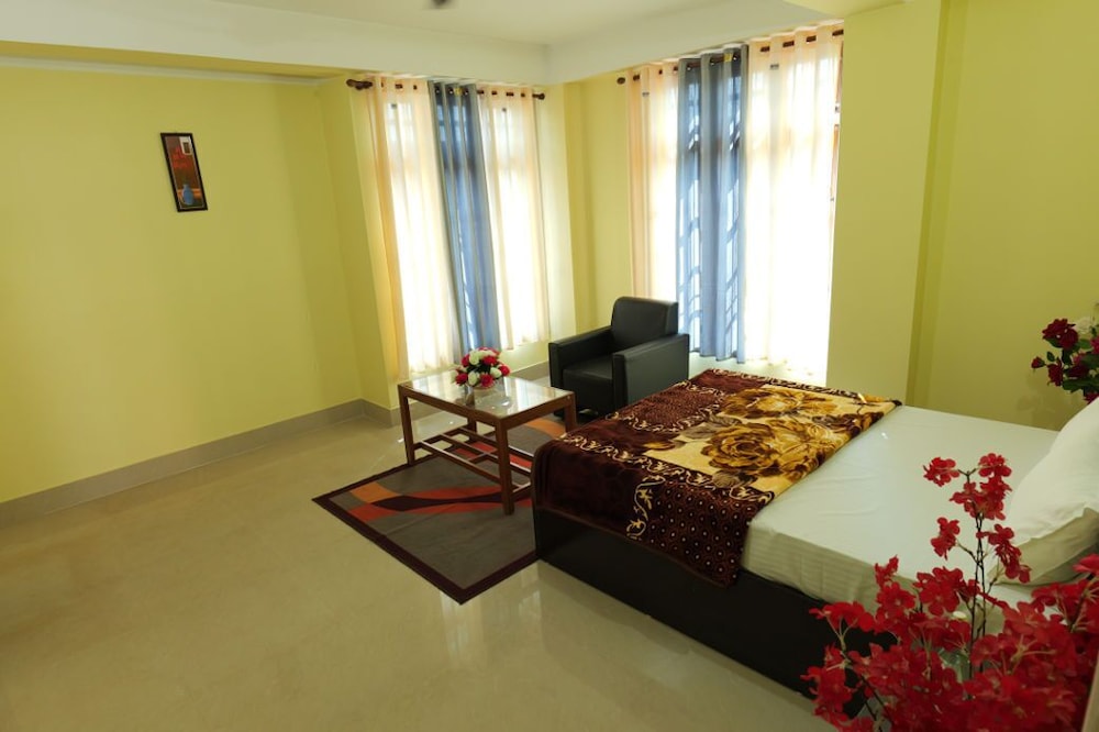 The Transit Stay - Guwahati view 2
