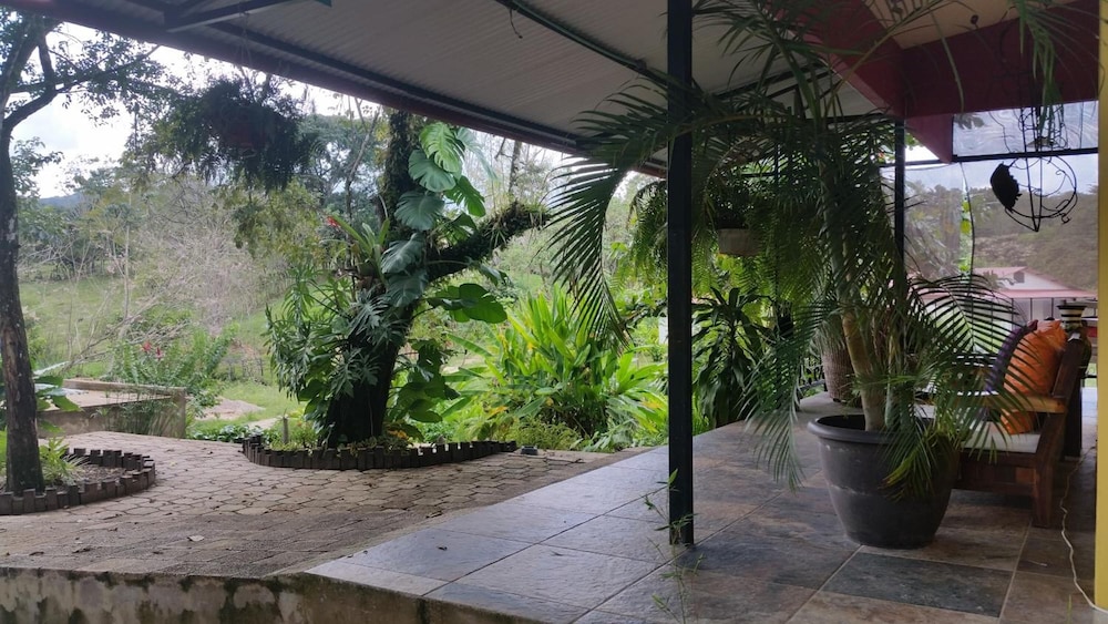 Karos Hotel Llaman