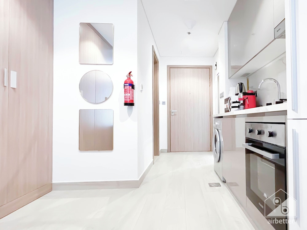 Elegant Studio With Balcony on the Riviera Dubai
