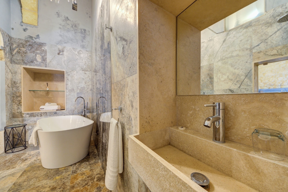 Ta' Karmenu - A Medieval Maltese Gem 800-year-old House Near Mdina, Rabat