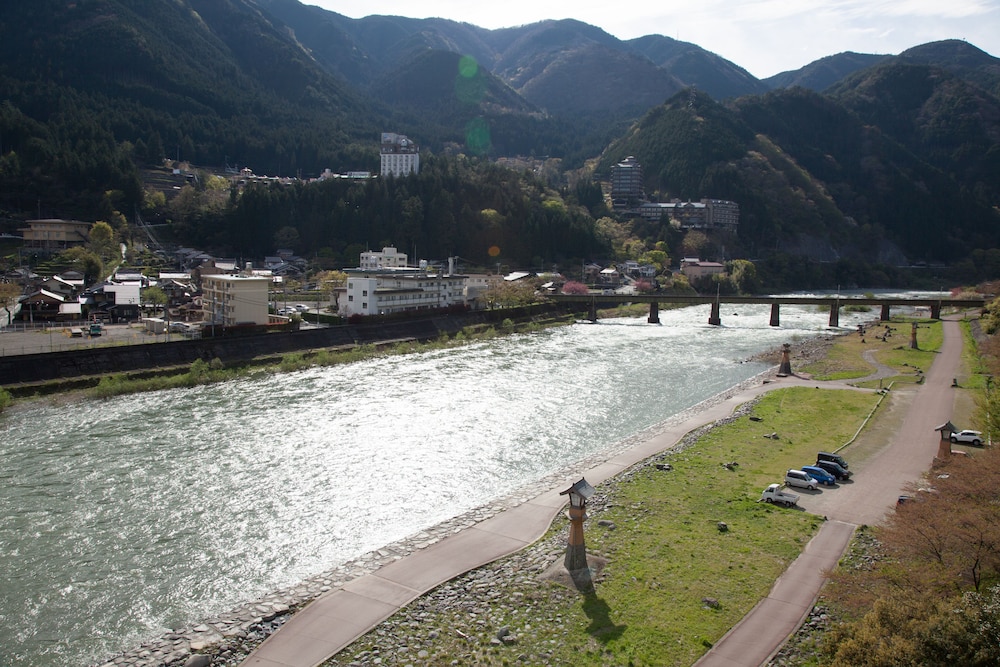 Gero Onsen Okudaya Happoen