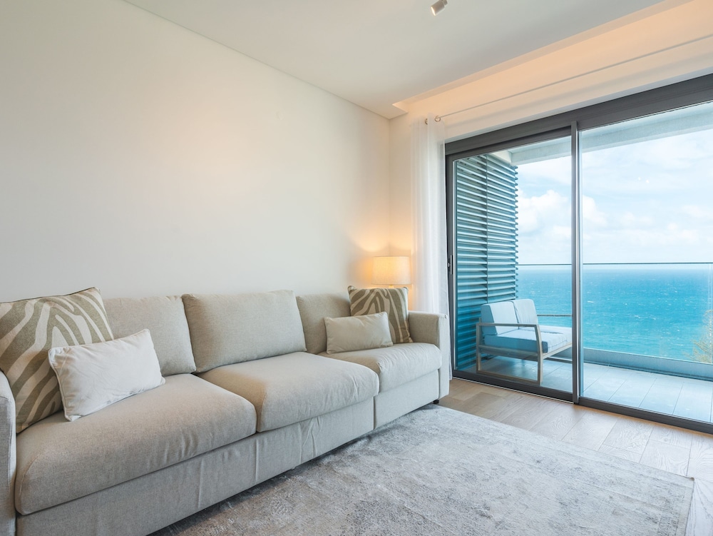 Glamorous Apartment Funchal by Atlantic Holiday