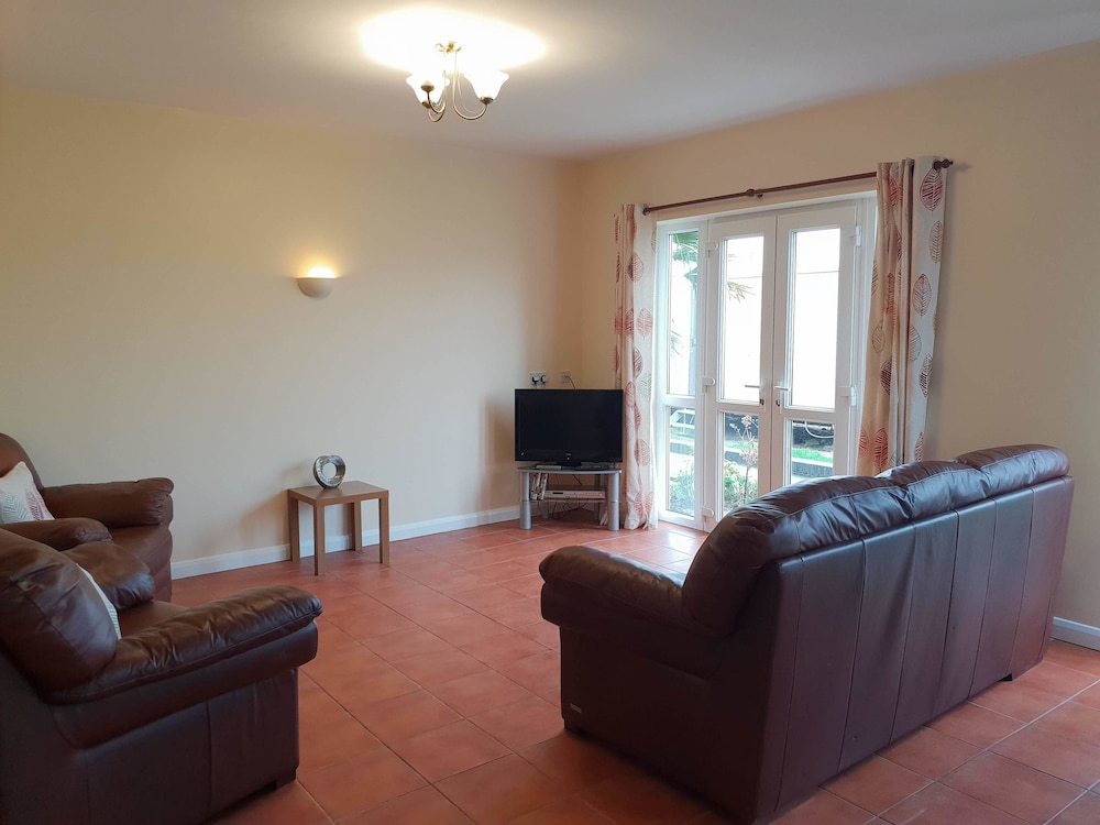 Ingoldale Fully Adapted Apartments view 5