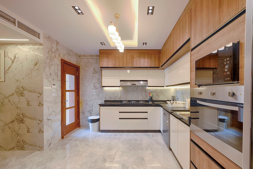 Vesta - Luxury Villa - 3BR - CFC I