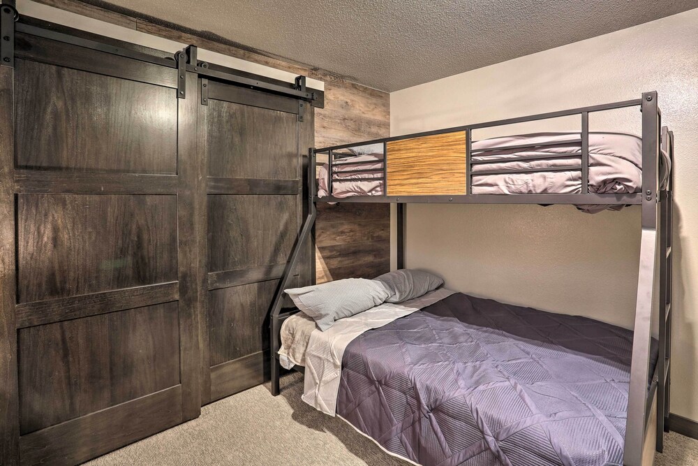 Modern Lead Cabin w/ Private Hot Tub & Fireplace! view 4