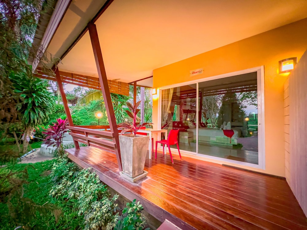 Lemon Chalet Kaeng Krachan Resort