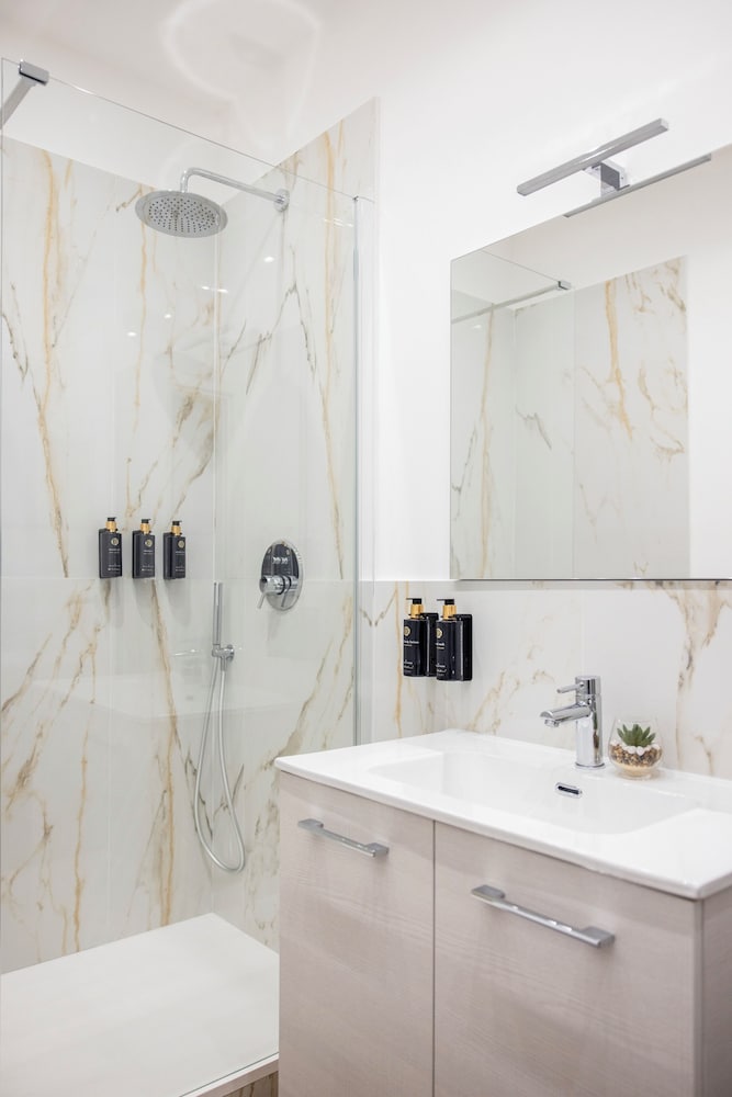 Vatican Pertusa Luxury Suites