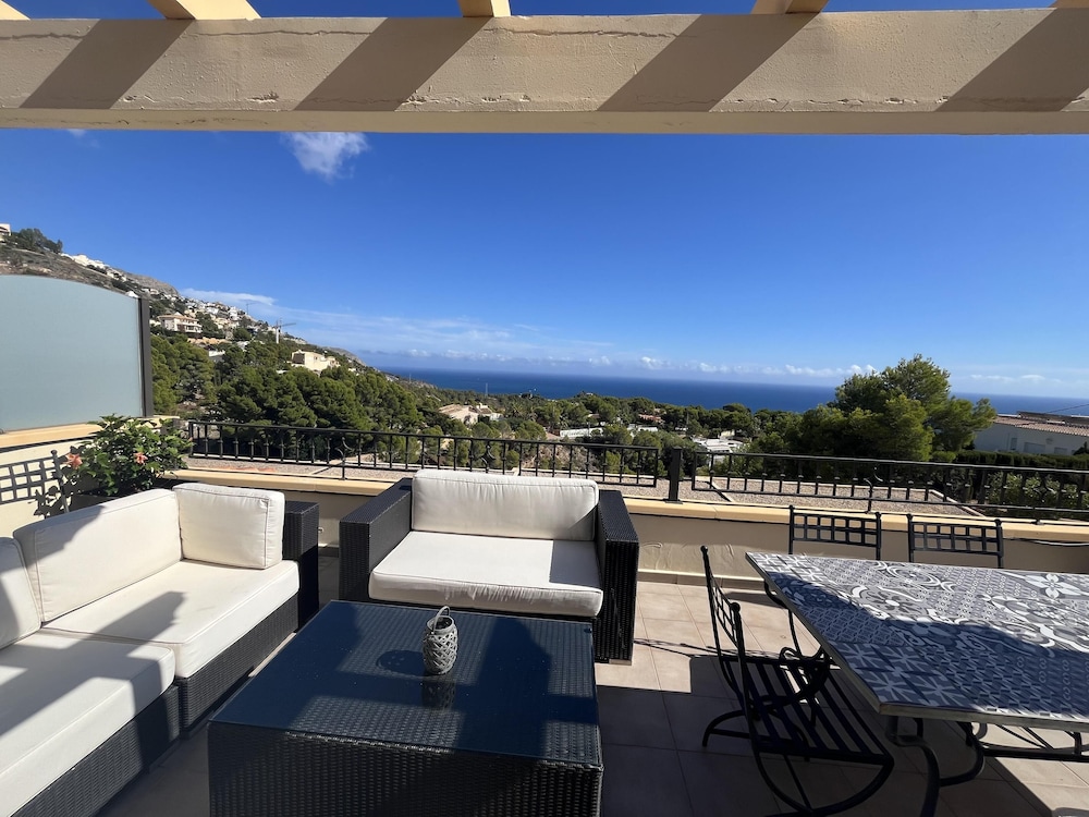 Altea Hills Hideaway With Stunning Views