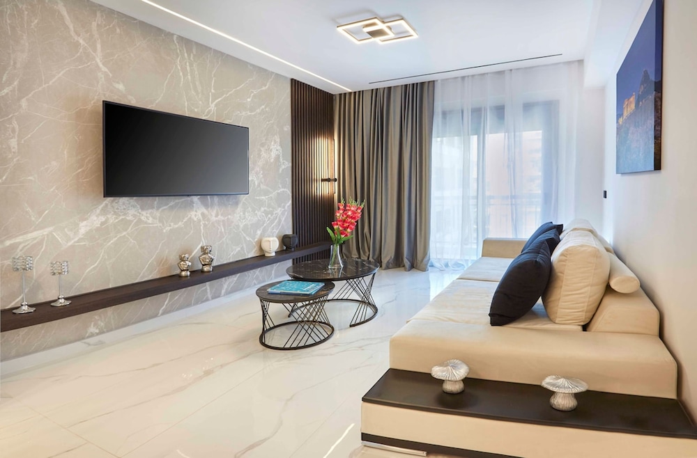 Kallimarmaro M M Smart Suite by Superhost Hub