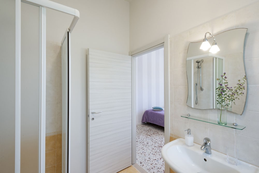 Villa Traiani 8 2 by Marche Holiday Villas
