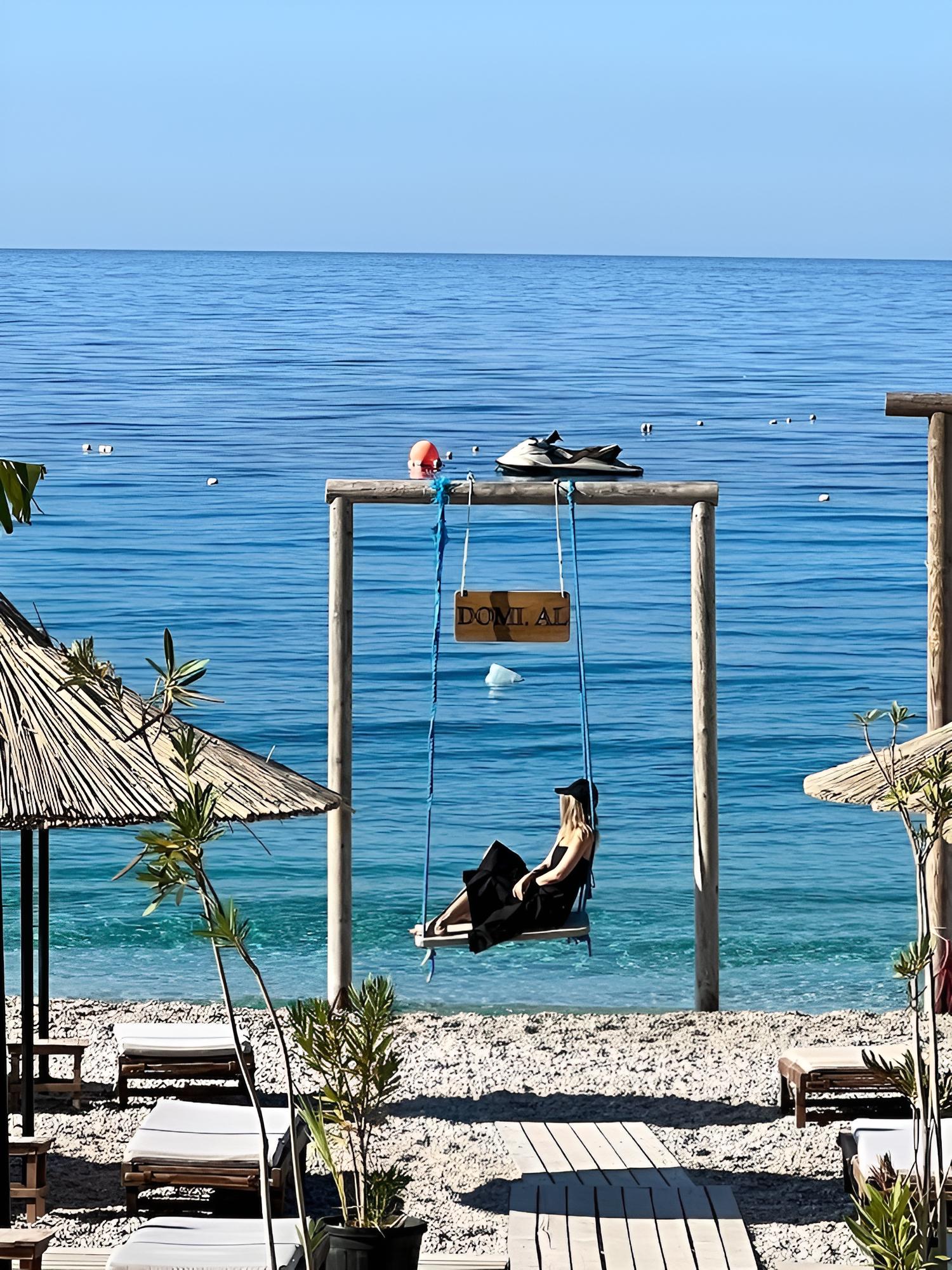Domi Beach Valley