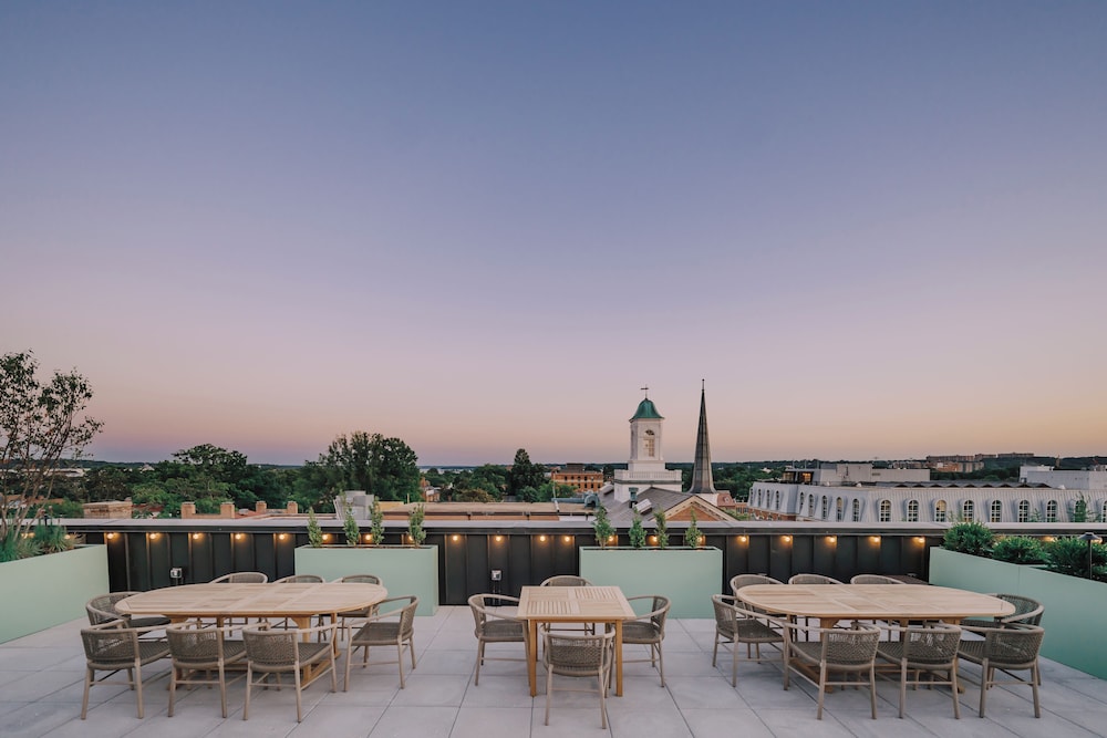 Hotel Heron Old Town Alexandria - Property Image 48