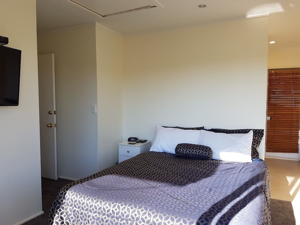 Annandale Accommodation view 3