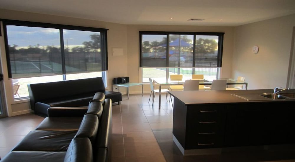 Tindarra Resort