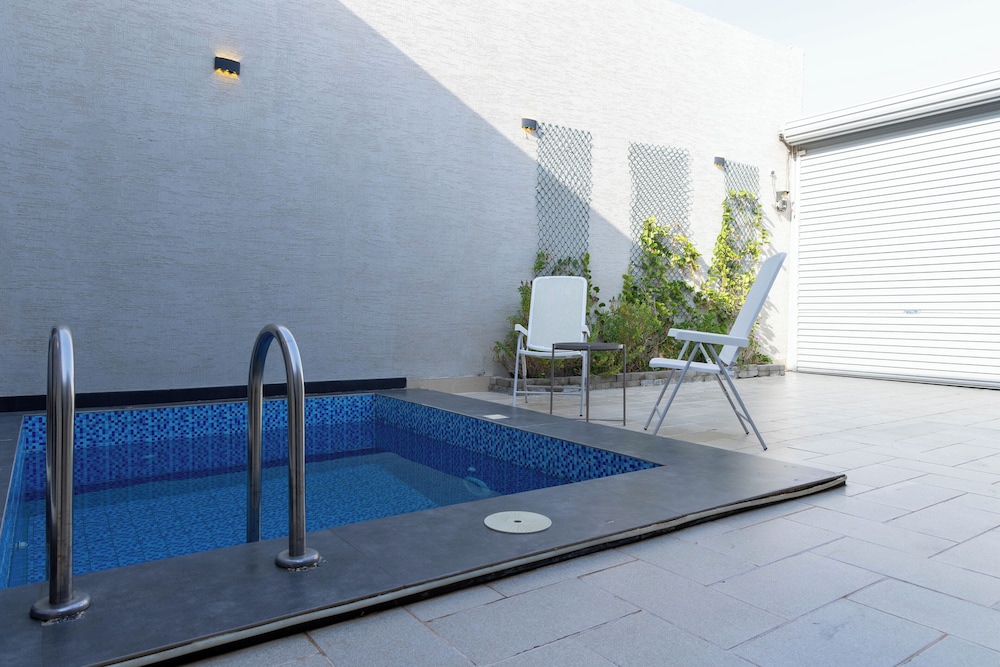 Portal Chalets With Private Pool - Narjs