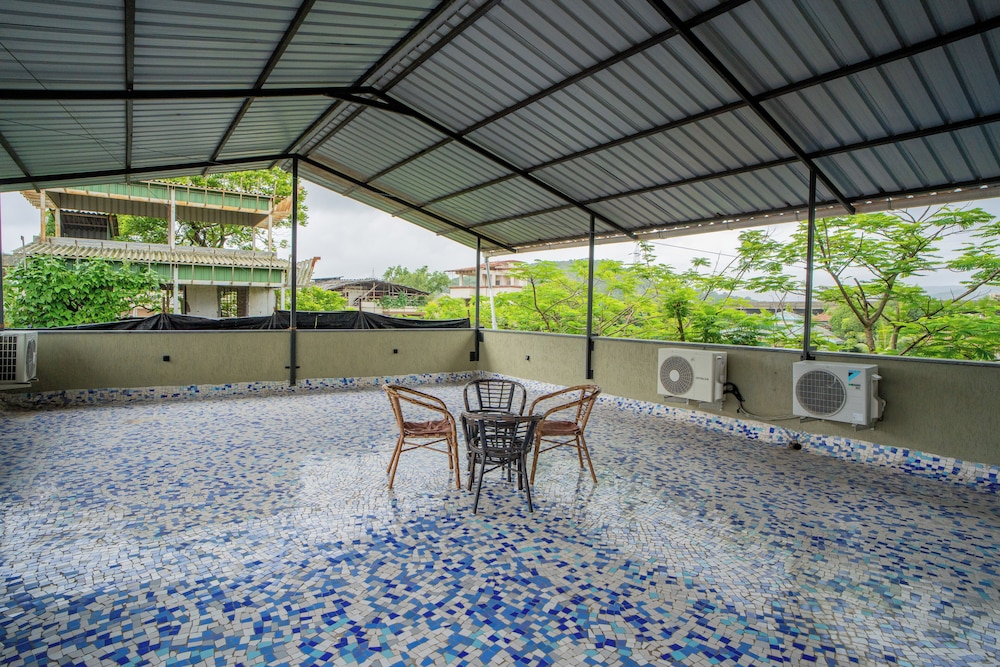 Alaya Stays - Imperial Calista 4BHK near Khandala Hills