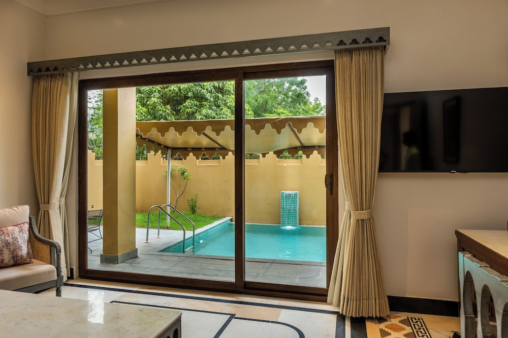 DEV BAGH LUXURIOUS PRIVATE SUITES