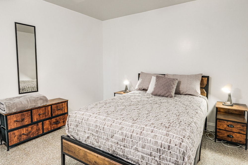 Pet-friendly Silver Spring Home: 2 Mi to Downtown! - Property Image 27