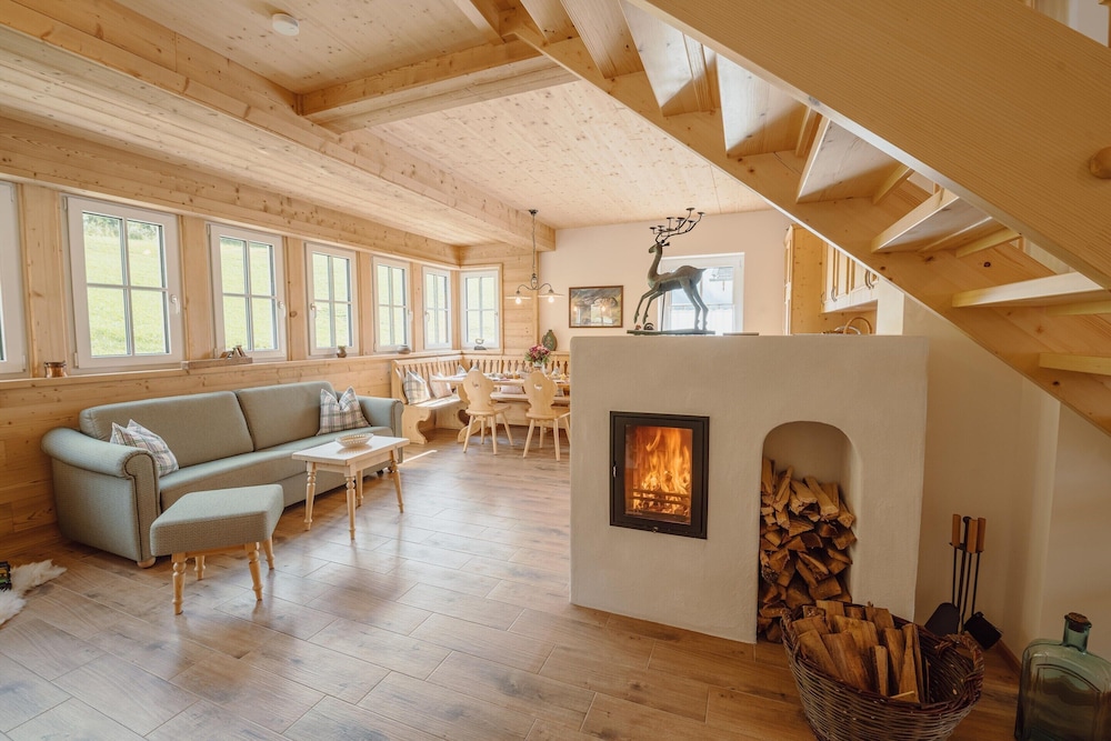 Chalet Near Lake Grundlsee With Sauna