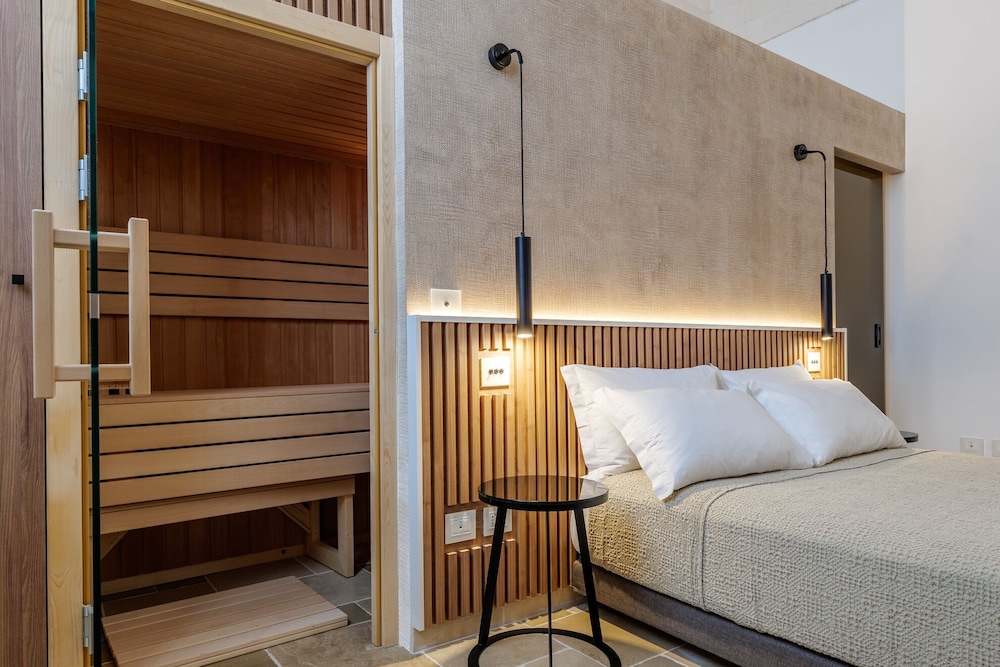 buone maniere exclusive room