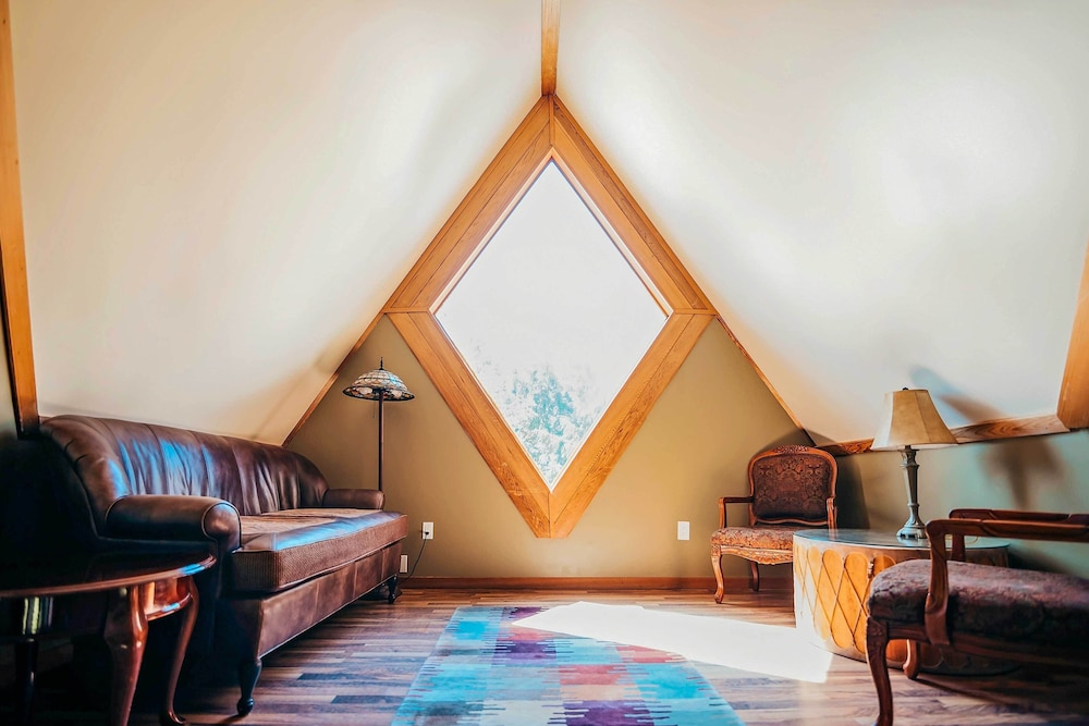 'big House Lodge' - Cle Elum Retreat on 8 Acres! - Property Image 46