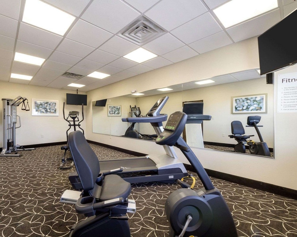 Garner Hotel Victoria - East by IHG