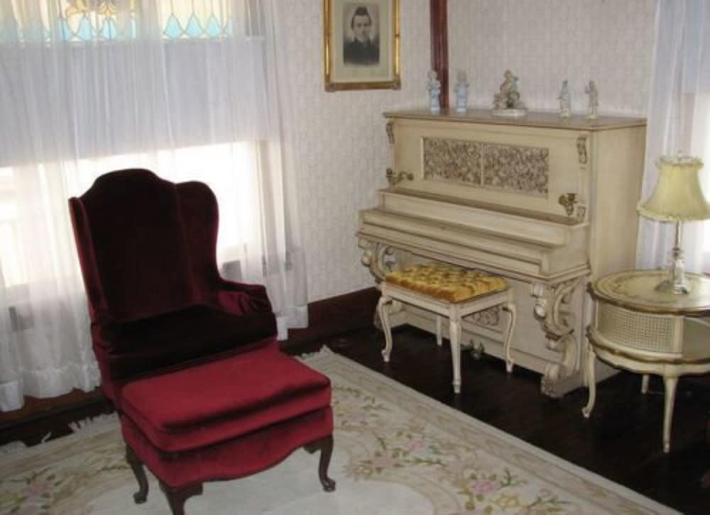 Historic Philip Houston House - Property Image 27