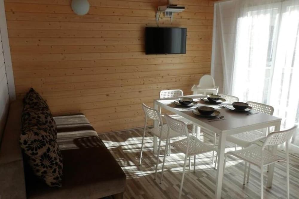 Cottage in Ustronie Morskie Near Sandy Beach view 2
