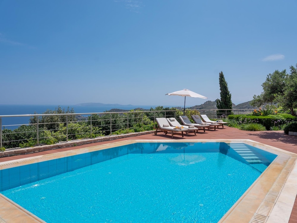 Luxury Villa Hara With Private Pool
