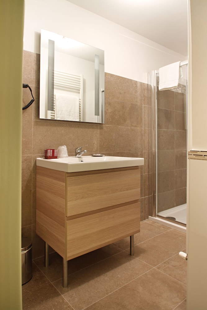 Ferrara Rooms
