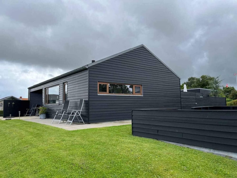 5 Star Holiday Home in Juelsminde