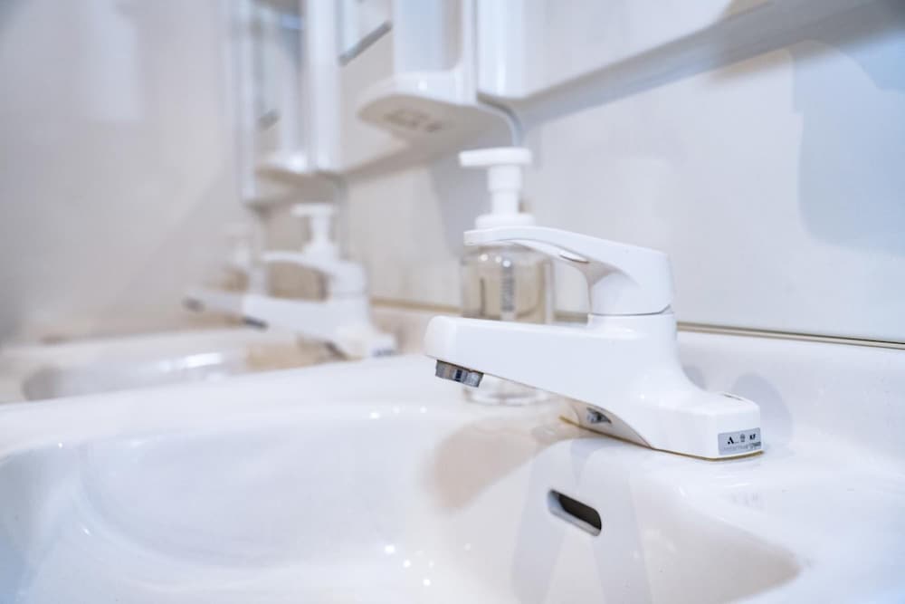 bnb+ Costelun Akiba - Hostel, Caters to Women